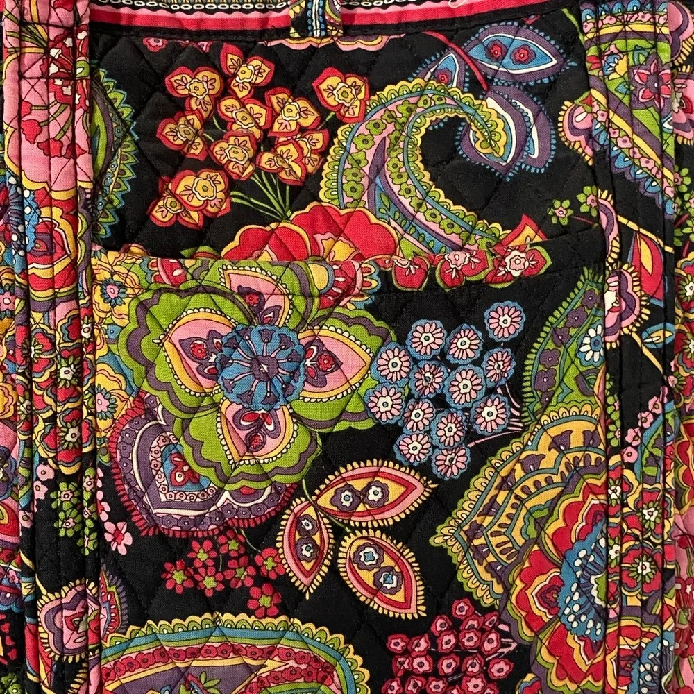 Vera Bradley RETIRED Persian Paisley Tote - Picture 4 of 10